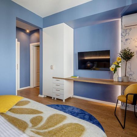 Holt - Dolce In Napoli Apartment Bucharest Luaran gambar