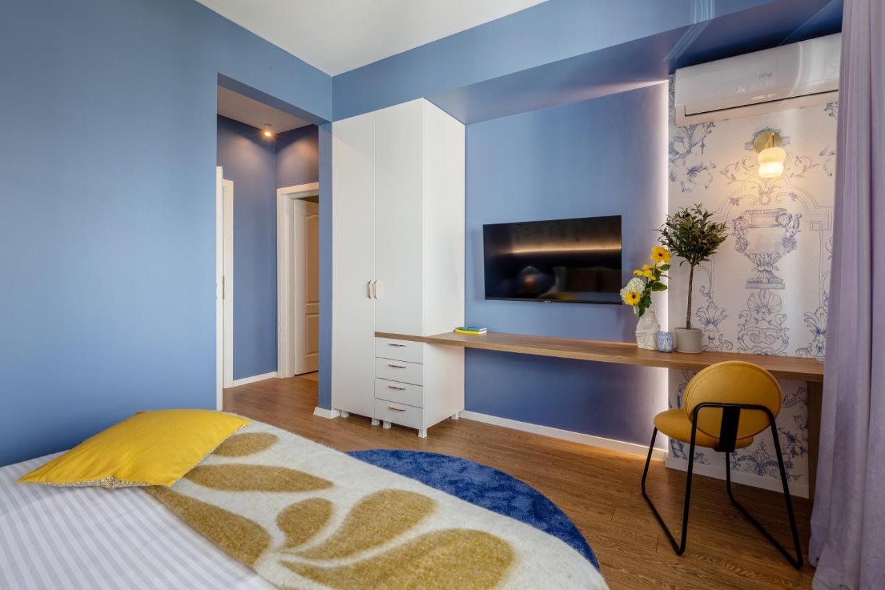 Holt - Dolce In Napoli Apartment Bucharest Luaran gambar