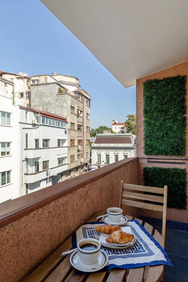 Holt - Dolce In Napoli Apartment Bucharest Luaran gambar